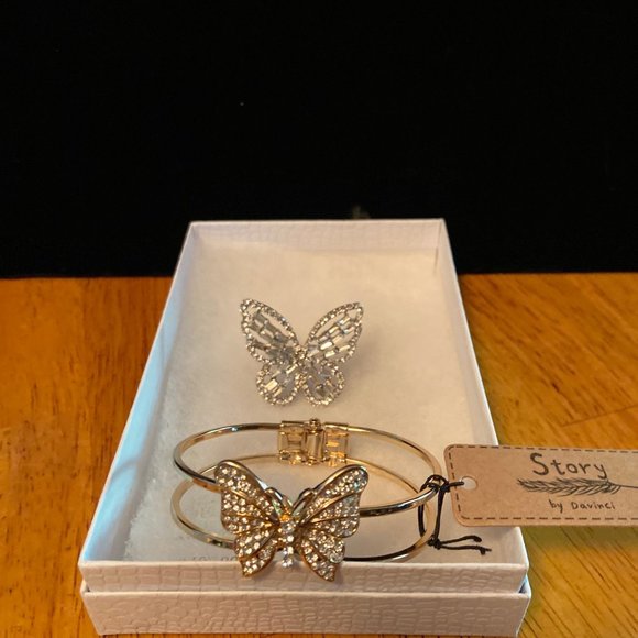 Jewelry - Picture 3 of 3